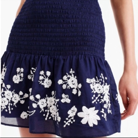 J. Crew Point Sur Navy Blue White Embroidered Stretch Skirt in Size Extra Small - Picture 3 of 7